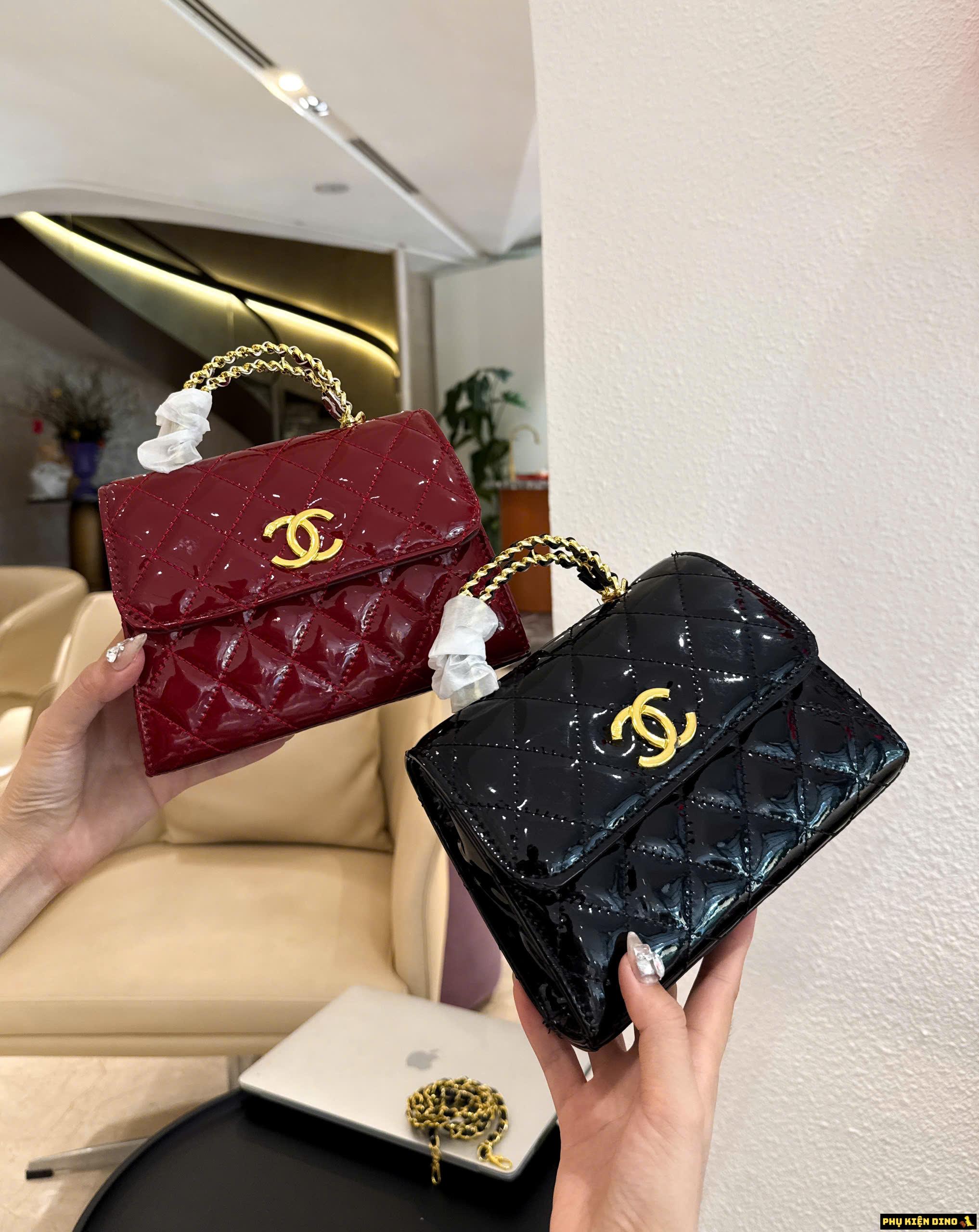 Túi Chanel Quai Kiềng Da Bóng Size 20 Red Black Túi Chanel Quai Kiềng Da Bóng Size 20 Red Black
